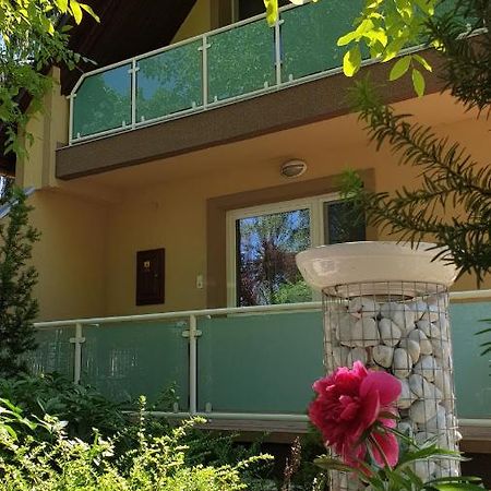 Keller Apartmanok Hajdúszoboszló Екстериор снимка