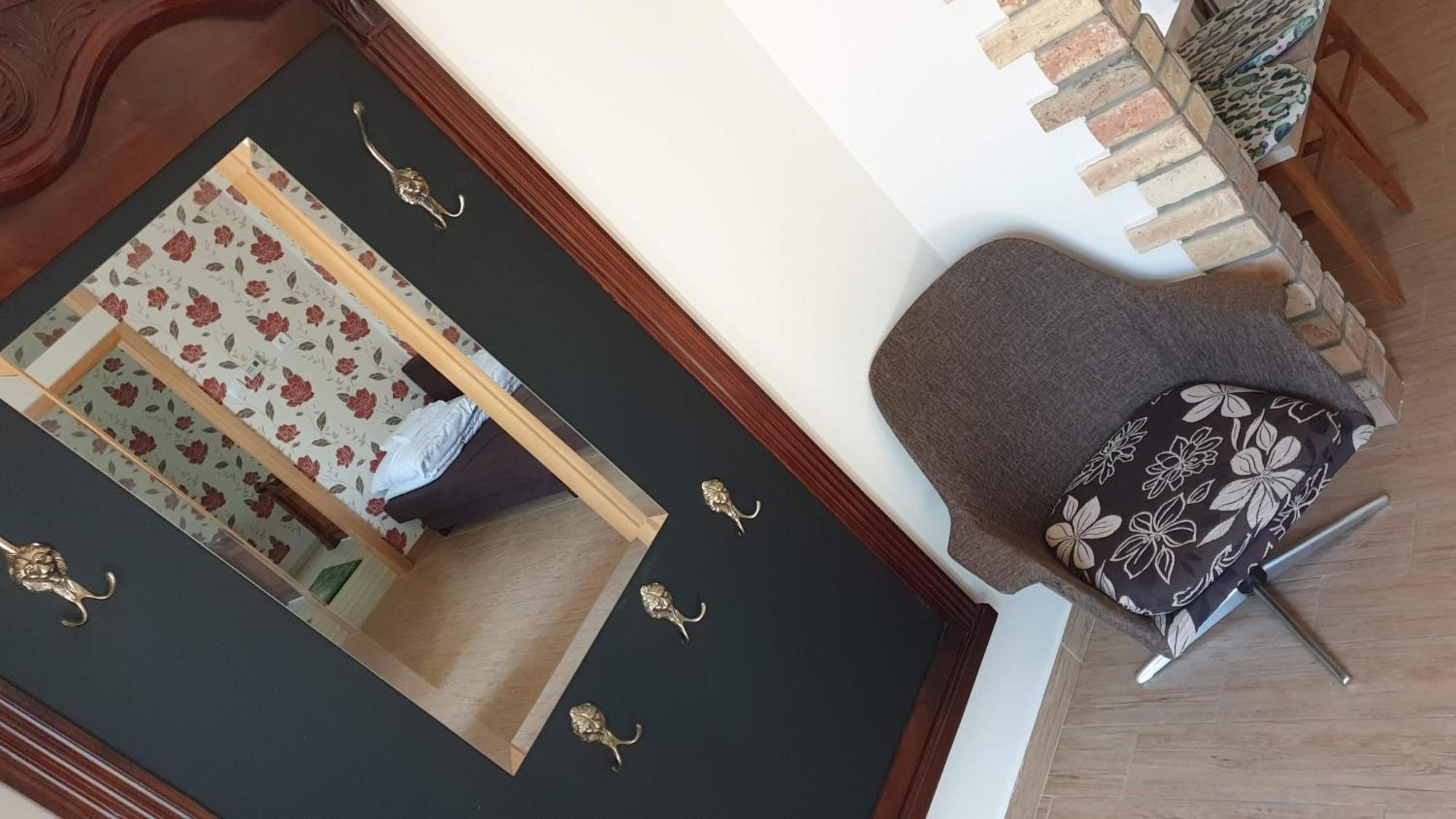 Keller Apartmanok Hajdúszoboszló Стая снимка