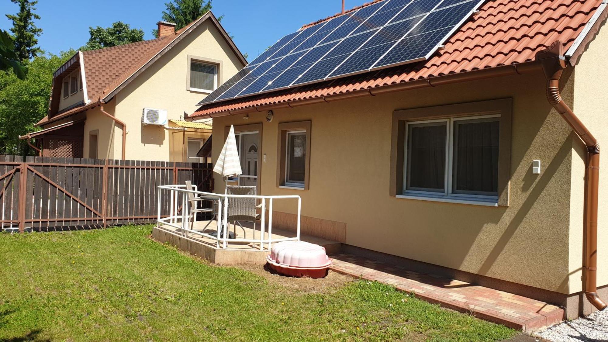 Keller Apartmanok Hajdúszoboszló Стая снимка